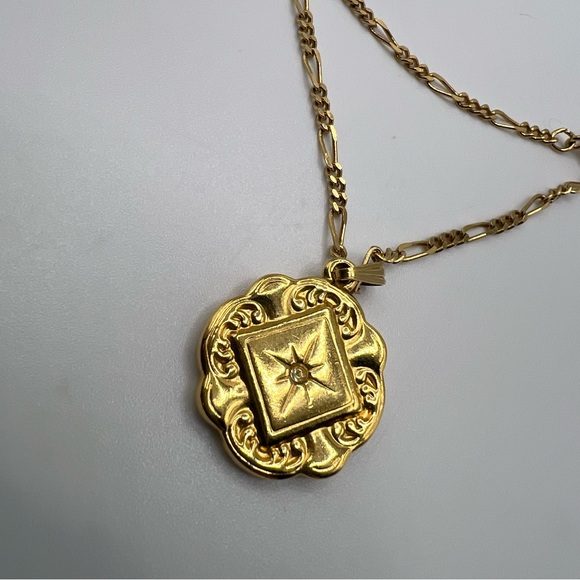 Avon Pendant Long Necklace “D” Initial - Picture 4 of 6